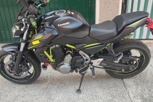 Kawasaki z 650 nera