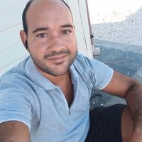 ragazzo disponibile 