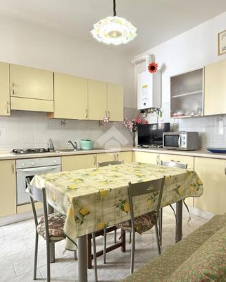 2 LOCALI A ACQUI TERME