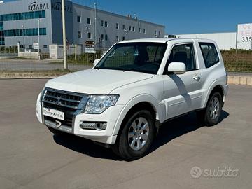 Mitsubishi Pajero 3.2 DI-D 16V aut. 3p. Intense DP