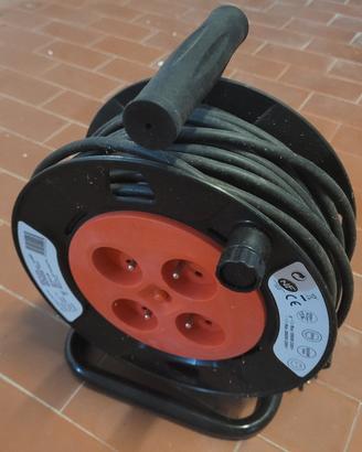 Avvolgicavo elettrico 25 metri – 4 prese