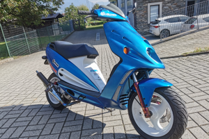 Phantom F12 50 LC biposto