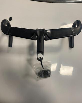 Piega manubrio con attacco manubrio s-works