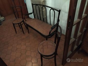 Divano e sedie tipo thonet