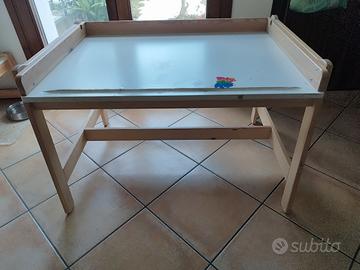  Scrivania Ikea bambini Flisat