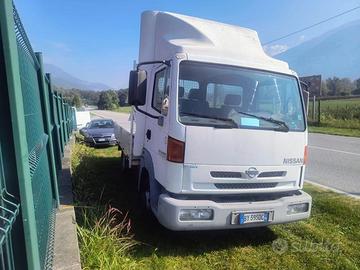 NISSAN CABSTAR 3.0 106 CV