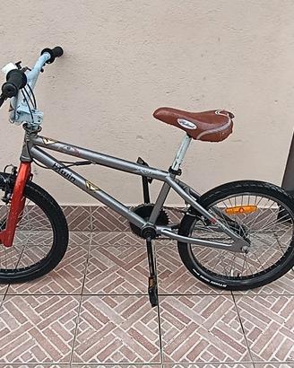 BMX Btwin Wipe 20" – Freestyle con ROTOR 360° 