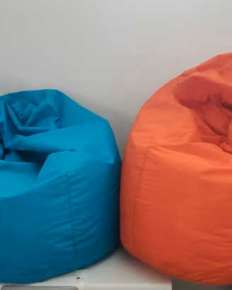 Pouf divano imbottito 