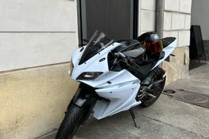 Yzf R125