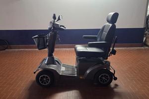 Scooter elettrico Sterling S700
