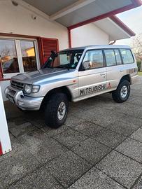 Mitsubishi Pajero target 