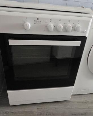 Cucina a Gas con forno 