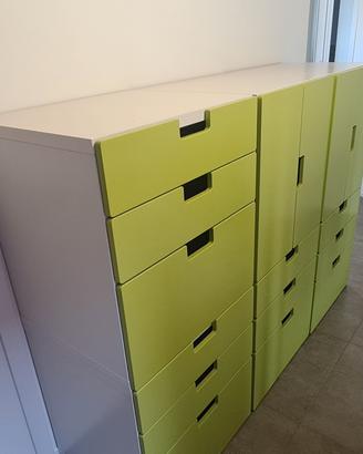 Mobile componibile IKEA seri STUVA verde