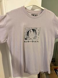 maglietta di one piece x pull e bear