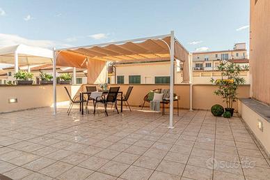 Appartamento di 126 m² con 4 locali e box auto a V