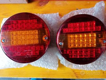 2 pezzi Fanali Posteriori Rimorchio LED 12V 24V