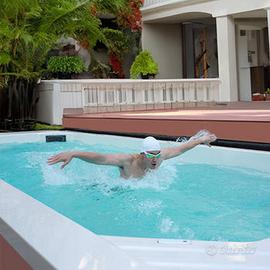 Piscina SPA Idromassaggio Nuoto Infinito Nuova