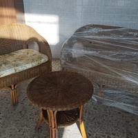 Divanetti e tavolino esterno