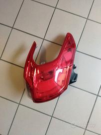 Fanale posteriore Sx Peugeot 2008