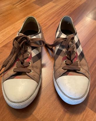 Scarpe Burberry nuove