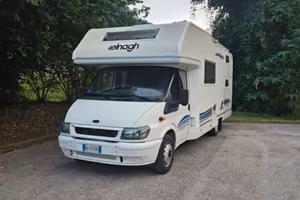 Camper ford