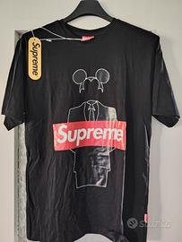 T-shirt Supreme Spain nuova con cartellino