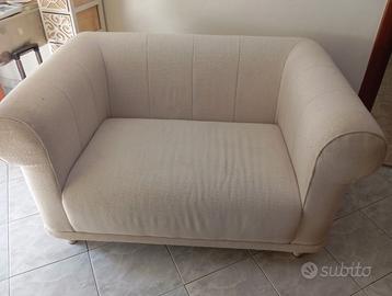 divano due posti ikea