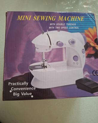 Minimacchina da cucire da viaggio