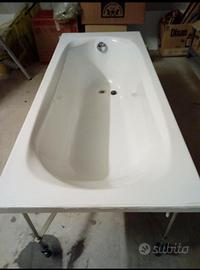 Vasca ideal standard bianca da incasso in acrilico