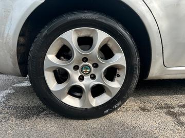 Cerchi in lega 16 pollici alfa Romeo 159