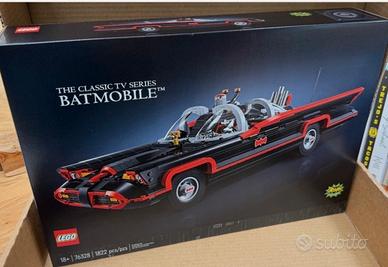 Lego batmobile