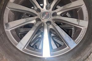 Cerchi in lega con pneumatici invernali 245/45/18