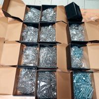 Dadi bulloni viti ranelle