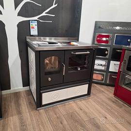 Manincor E90P stufa a legna moderna – sconto showr