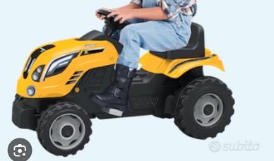 trattore giocattolo 