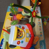 Carillon casetta con api per Culla