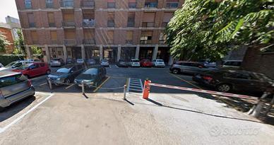 Posto auto non esclusivo