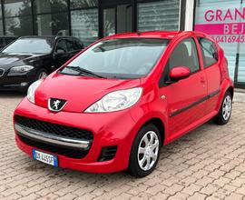 Peugeot 107 1.0 68CV 5p. Sweet Years 2Tronic