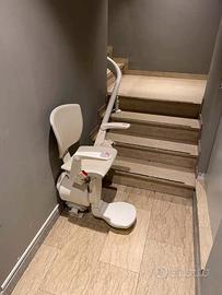 MONTASCALE A POLTRONCINA PER SCALA CURVA