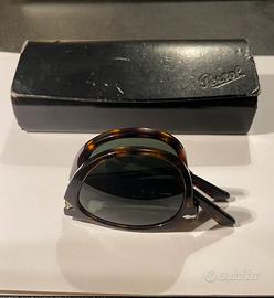 Persol 714