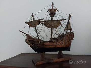 Antico Modellino in legno Santa Maria Caravella