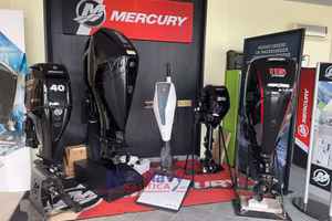 Mercury F 250cv V8 Motore Nero Pronta Consegna