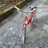 bicicletta rossa