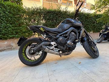 YAMAHA MT09