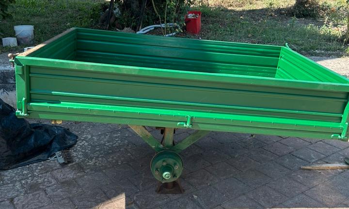 Rimorchio per trattorino