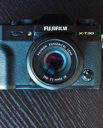 Fujifilm X-T30 - solo corpo - otturatore nuovo