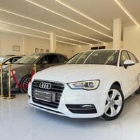 Audi A3 SPB 1.6 tdi Ambiente 105 cv okneopatentati
