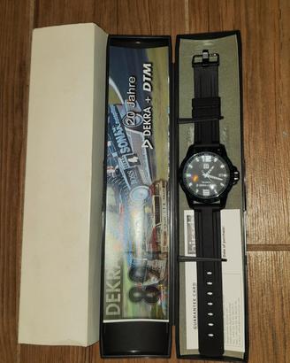 Orologio commemorativo tra Dekra e DTM