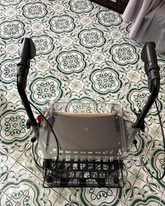 Deambulatore per anziani