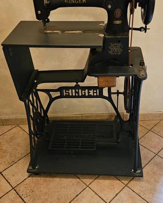 Macchina da cucire per cuoio e pelle